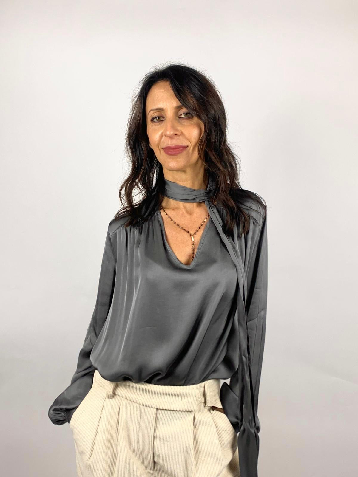 Blusa Laccio, Antracite - Manila Grace