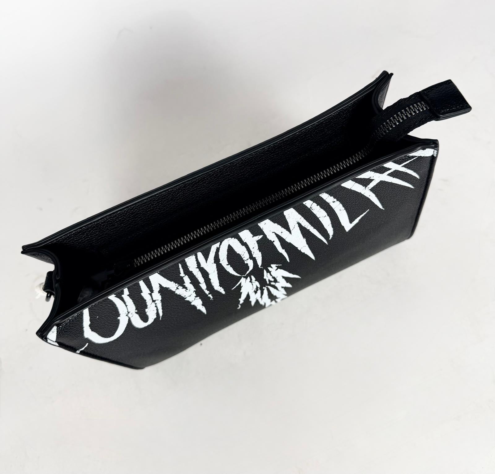 Pochette A Mano White Logo - County Of Milan