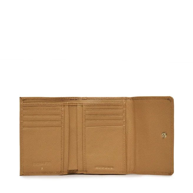 Booklet Wallet, Beige - Patrizia Pepe