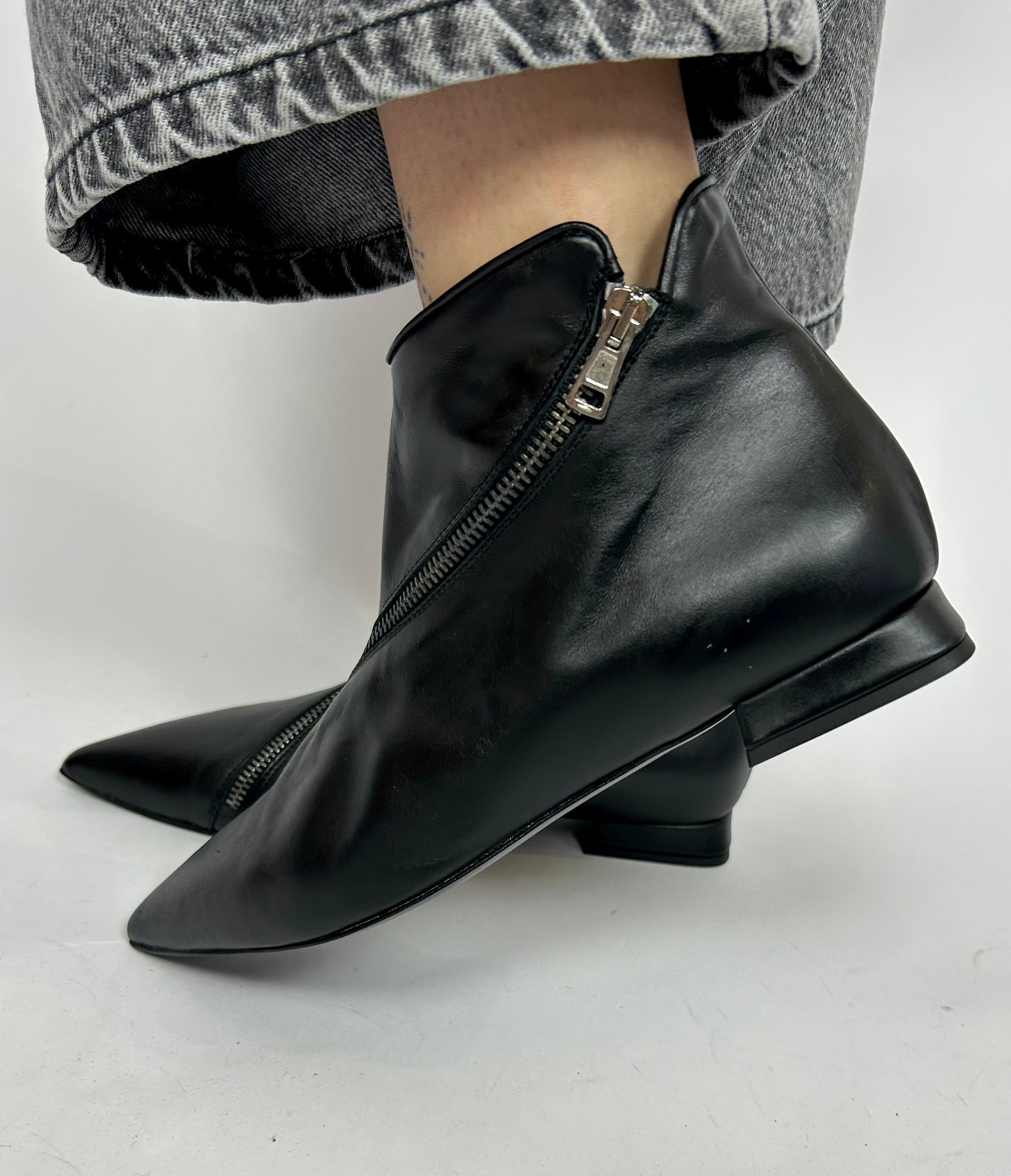 Stivaletto Zip, Nero - Kate Libertine