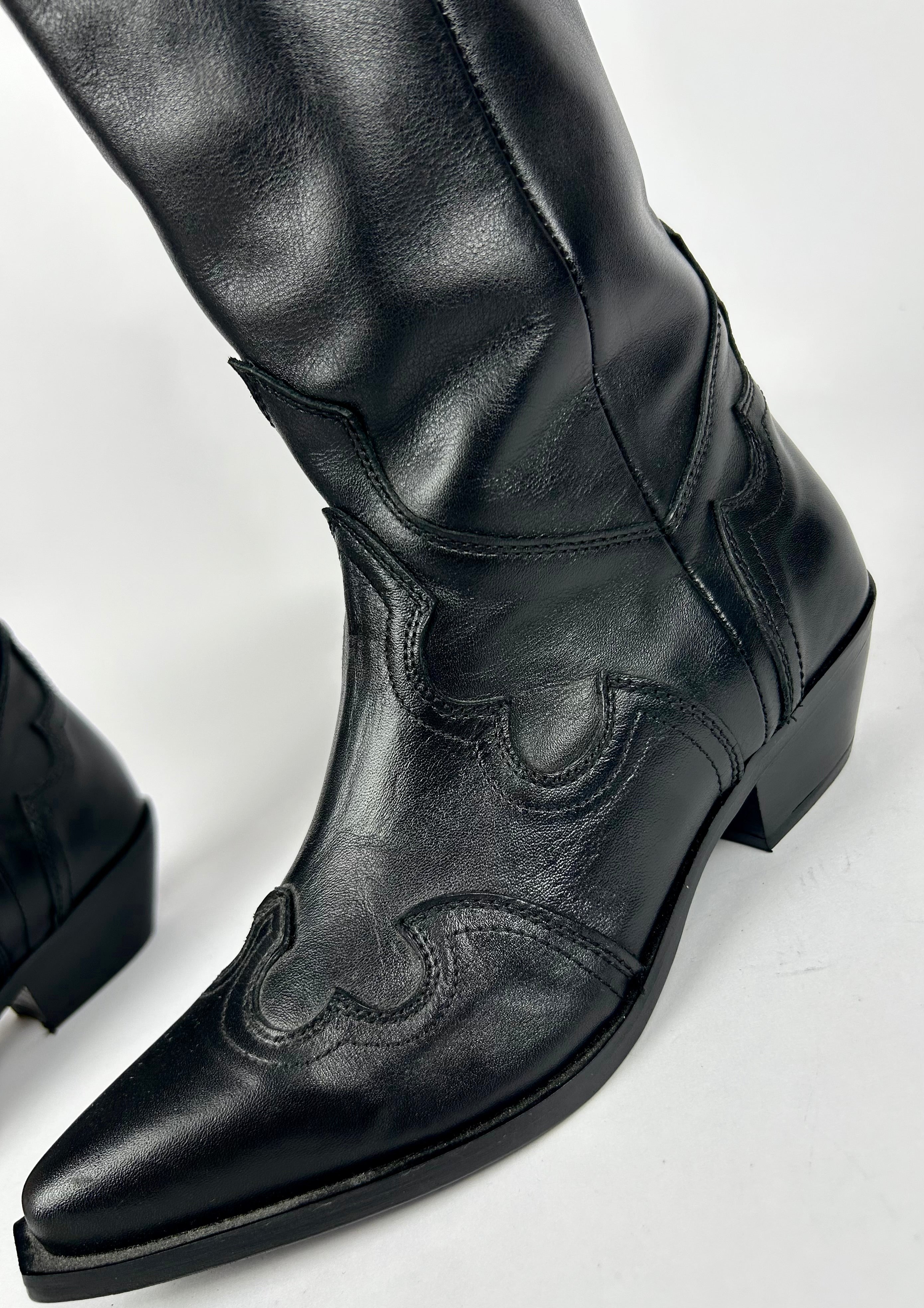 Stivale Texano Mezzo, Nero - Curiositè