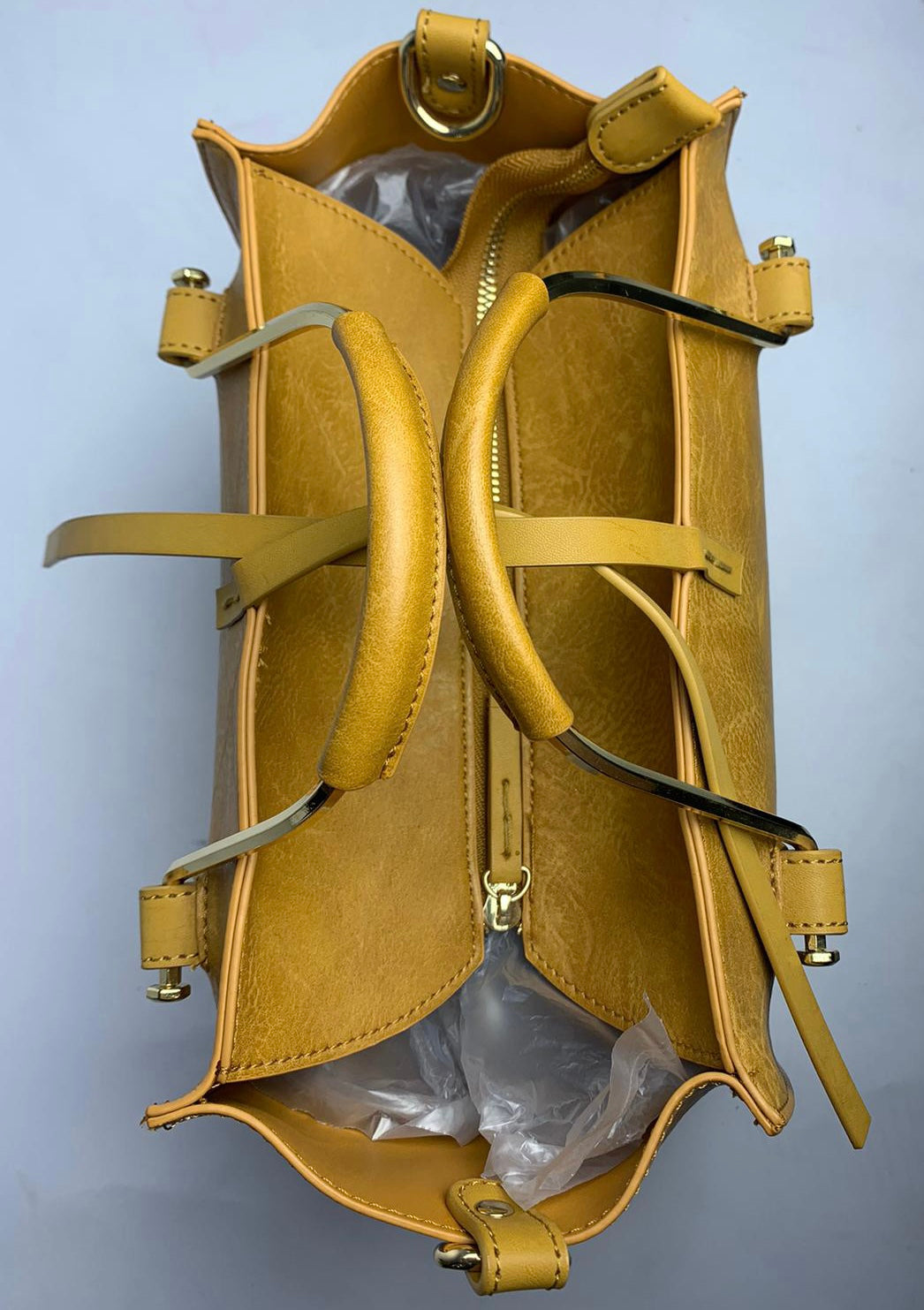 Borsa Felicia, Ocra - Manila Grace