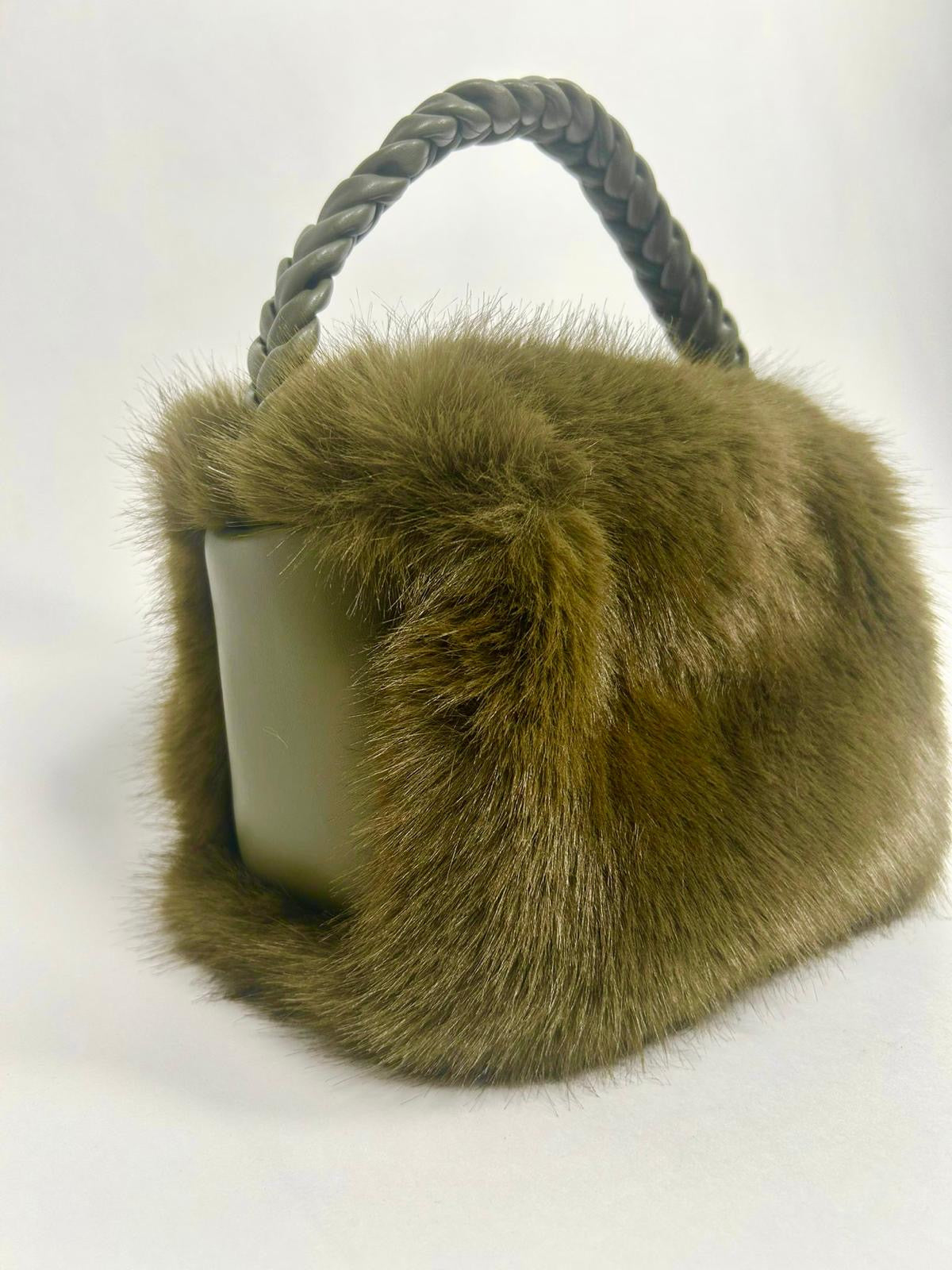 Mini Fluffy, Oliva - Philia Loft