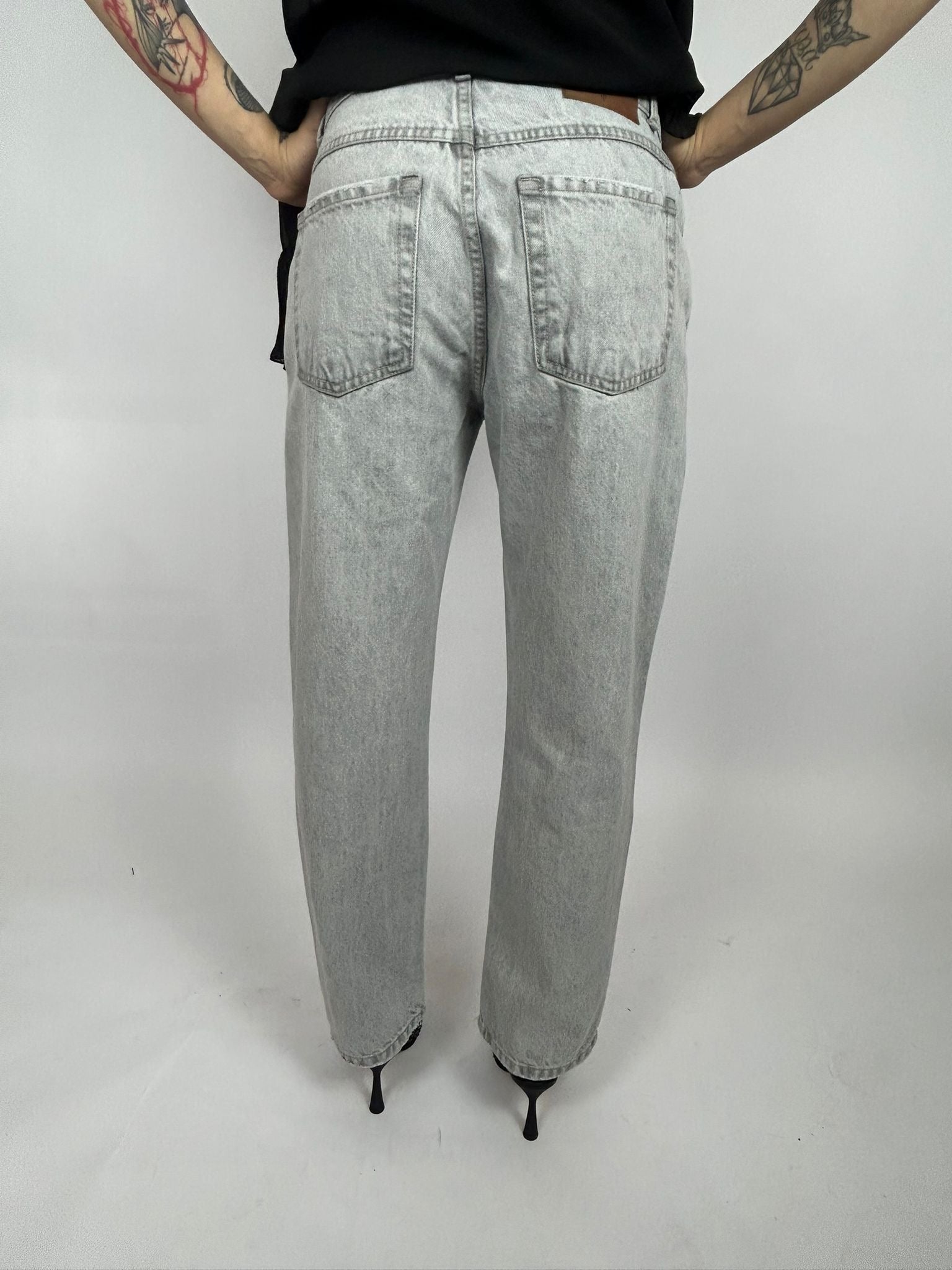 Jeans Grigio Lavaggio Chiaro - Philia Loft