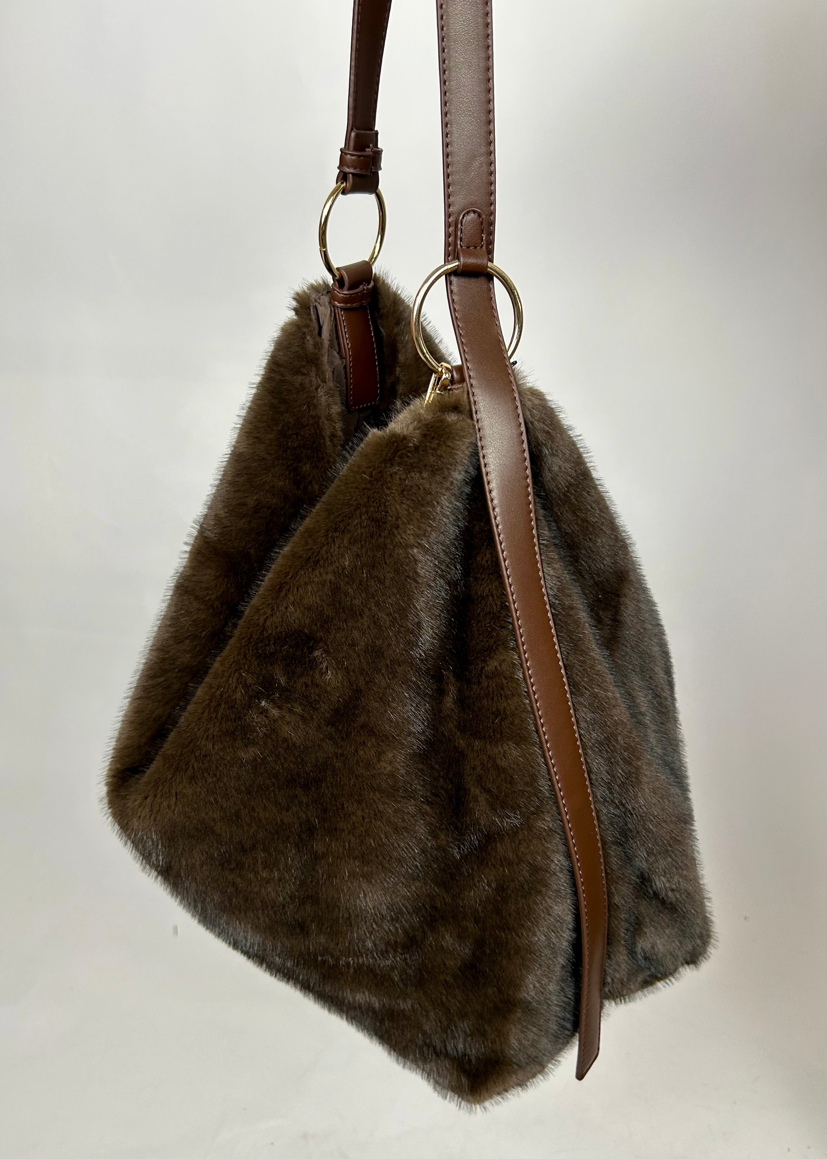 Shopper Fluffy Bag, Dark Brown - Souvenir