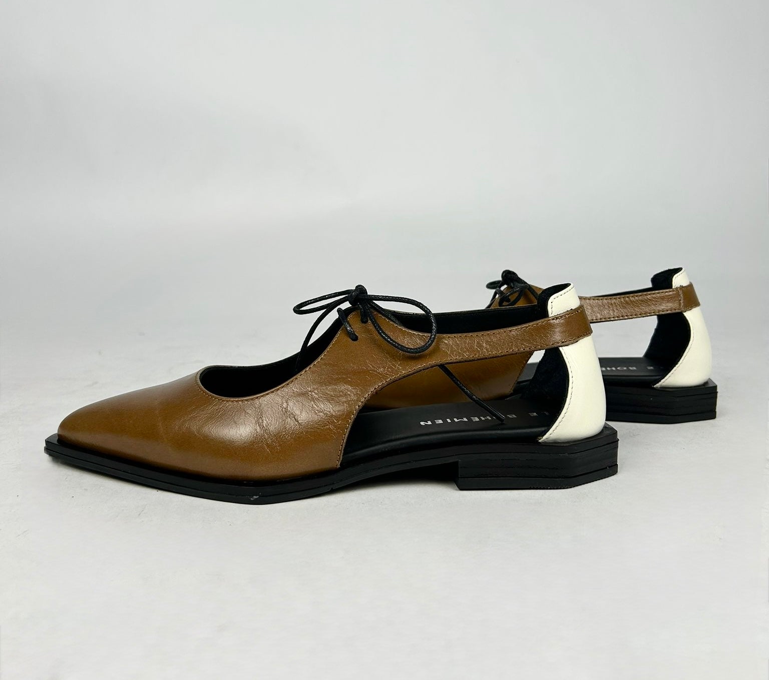 Mocassino aperto in pelle cioccolato e burro - Le Bohemien
