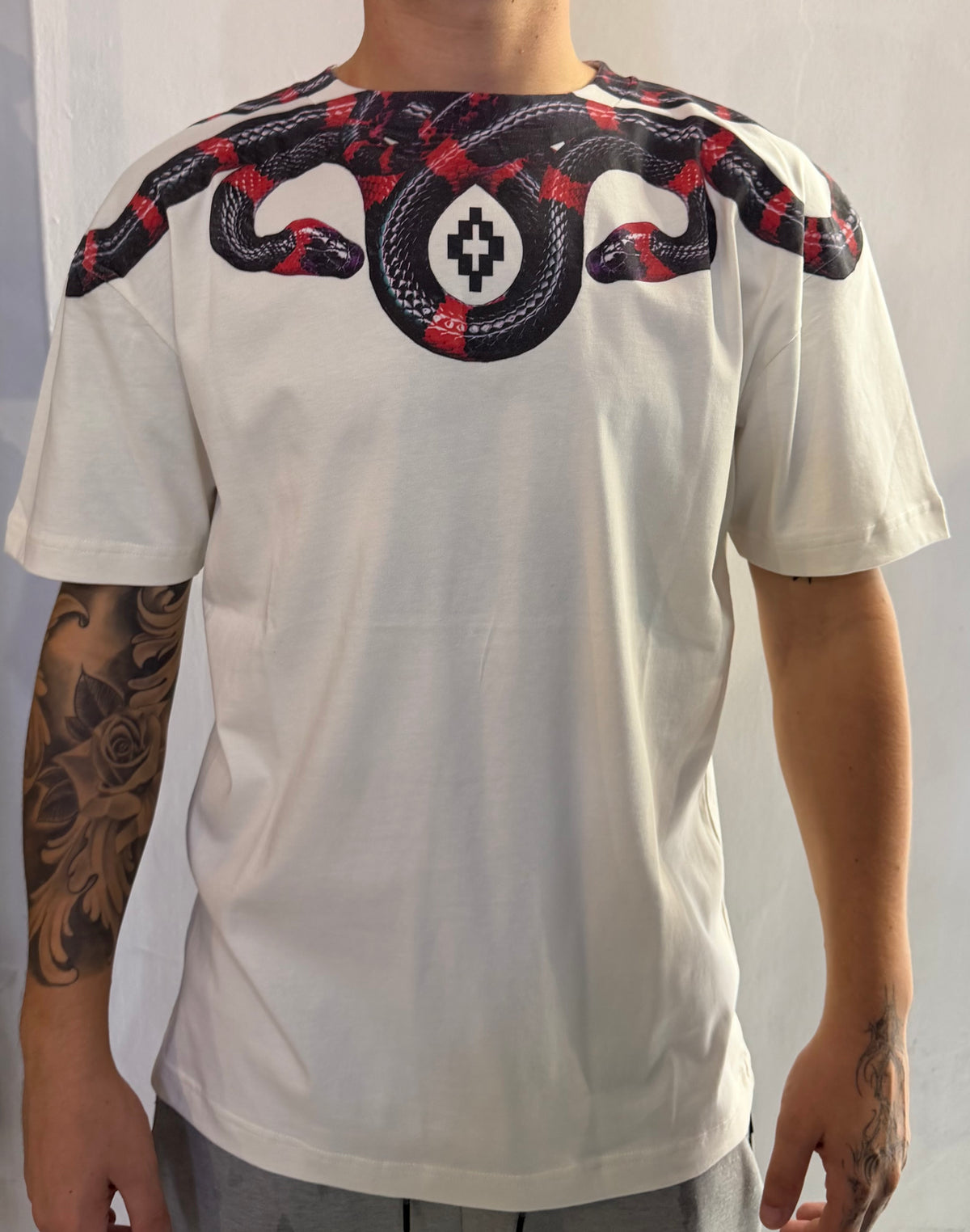 T-shirt Black/Red Snake, Bianco - County Of Milan