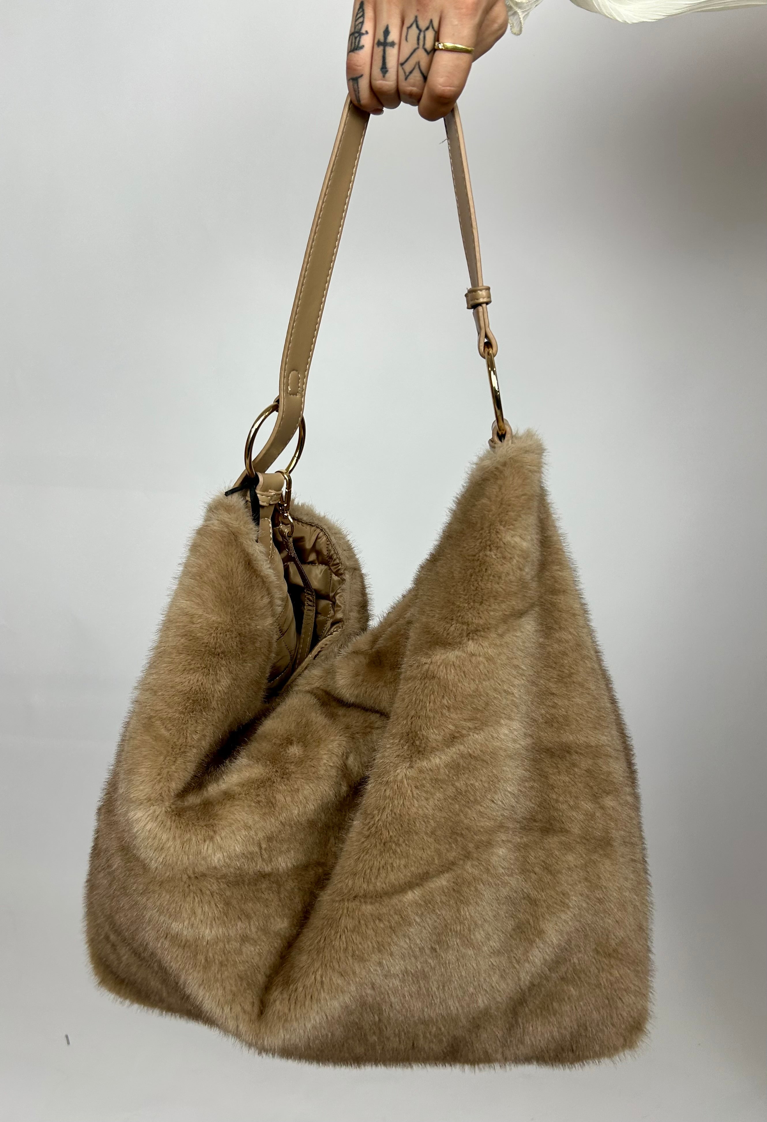 Shopper Fluffy Bag, Light Brown - Souvenir