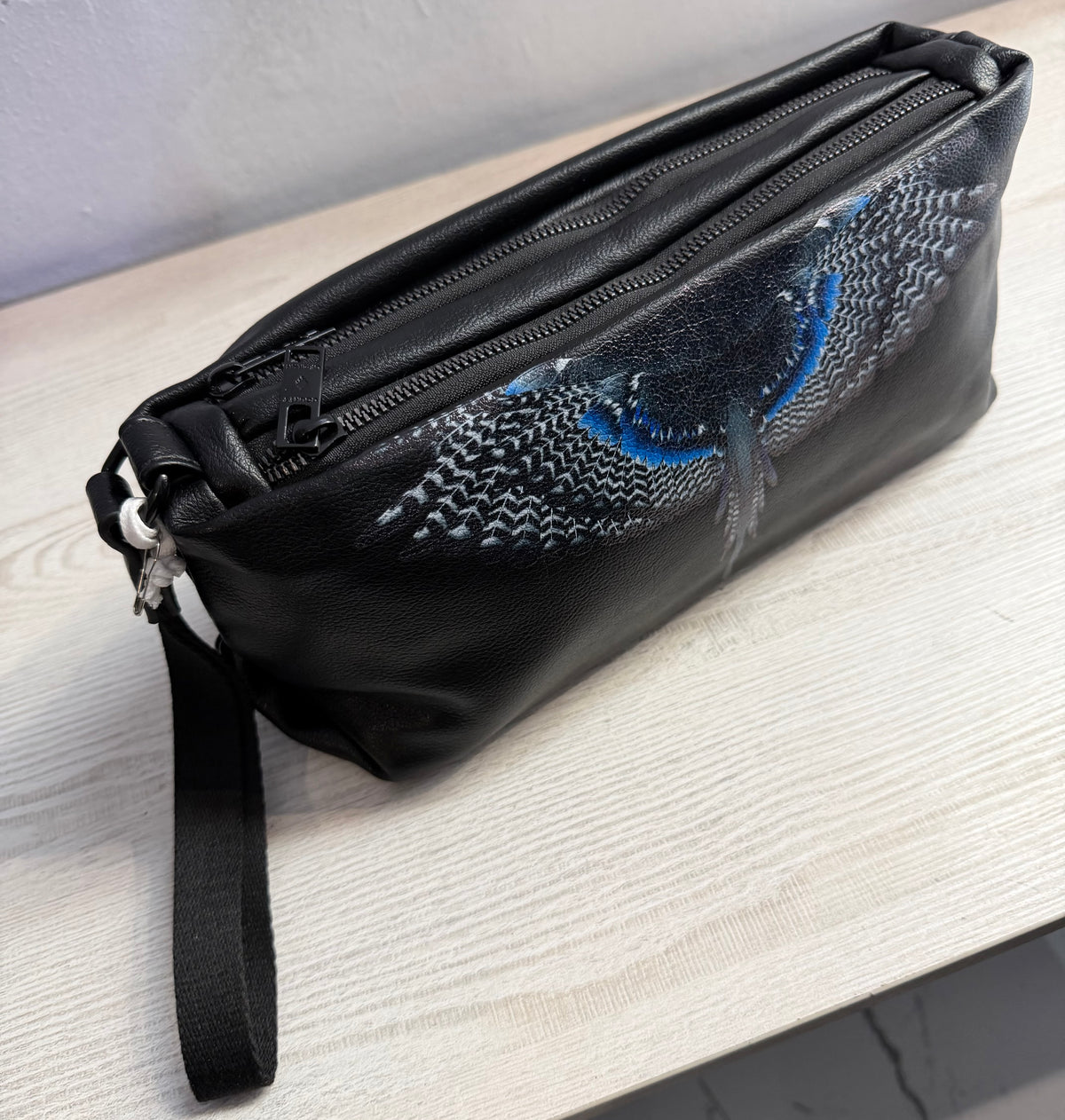 Borsello Double Zip Black/Blue Wings, Nero - County Of Milan