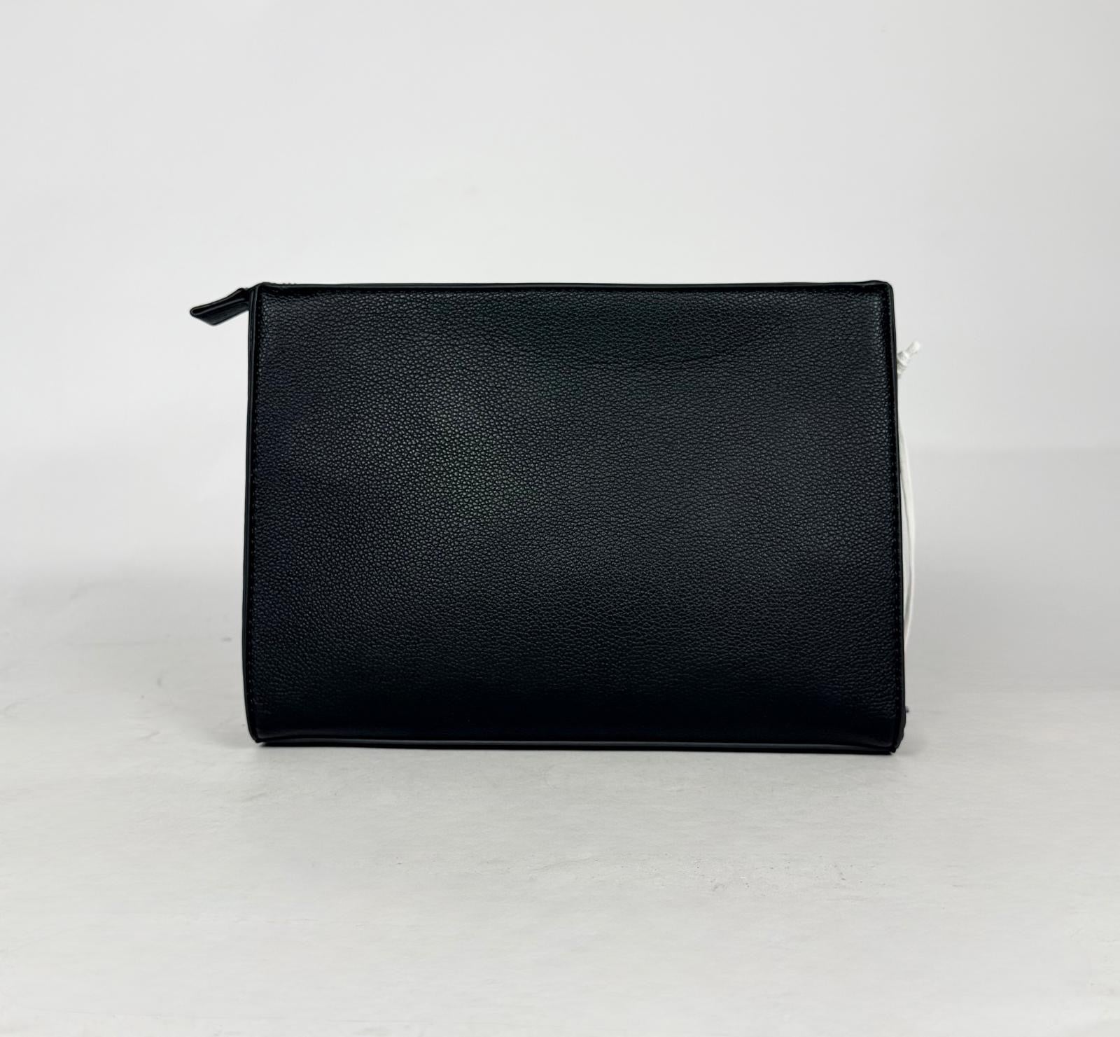 Pochette A Mano White Logo - County Of Milan