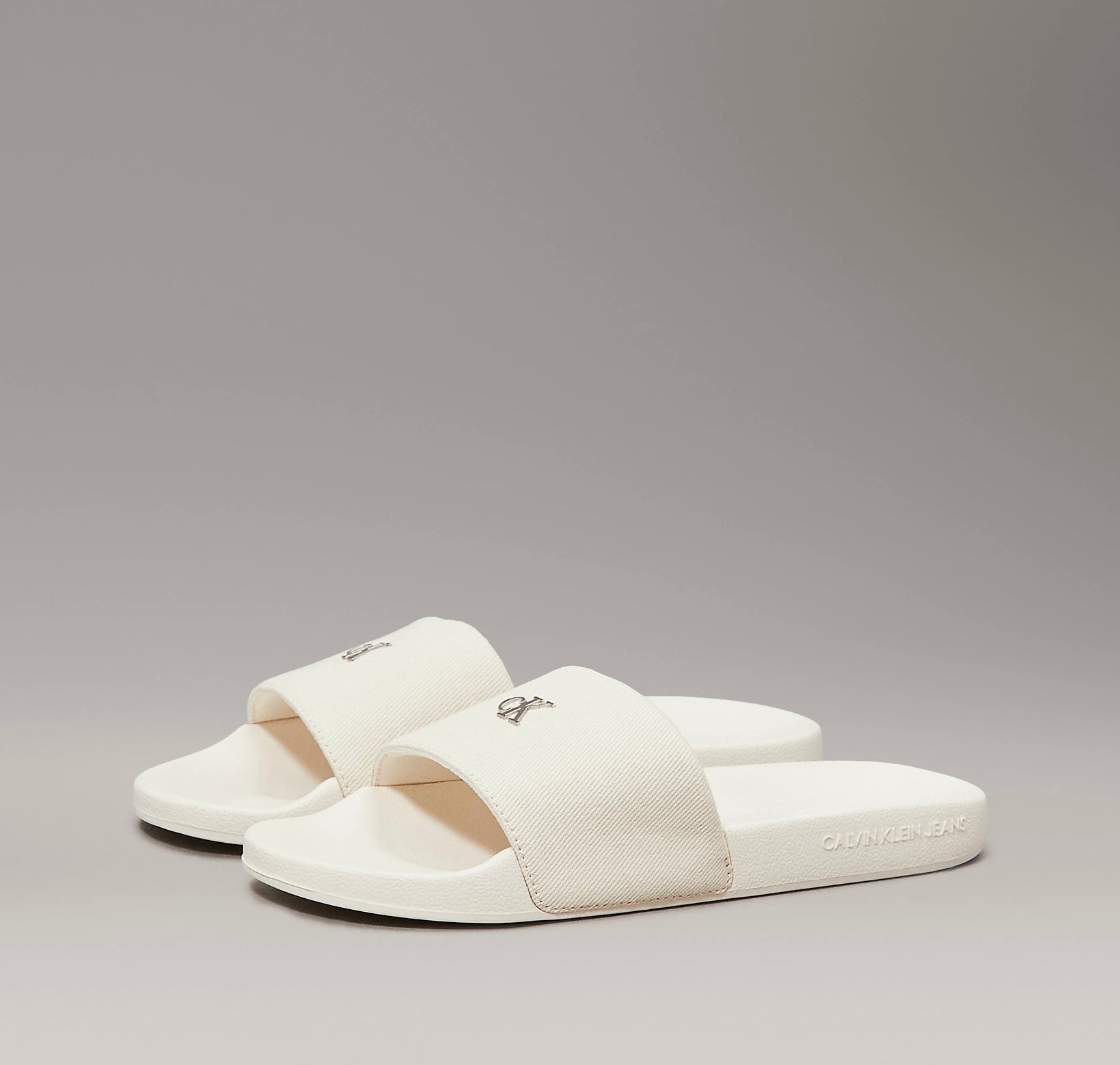 Ciabatta Fascia Metal Logo, Burro - Calvin Klein