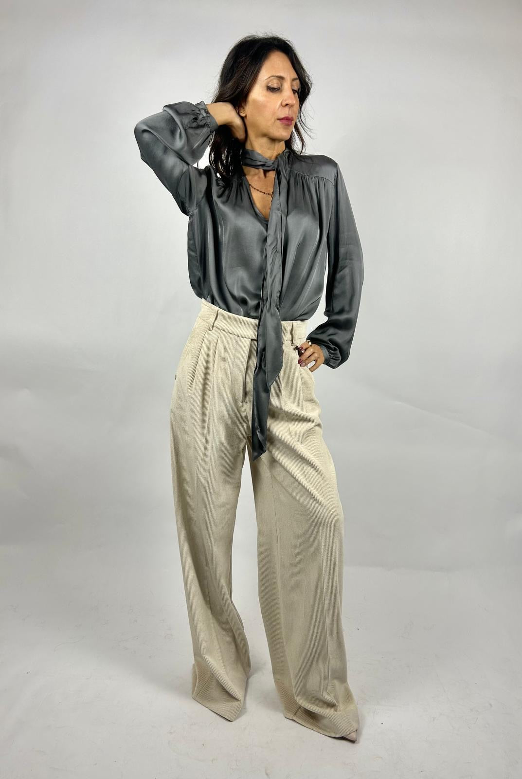 Blusa Laccio, Antracite - Manila Grace