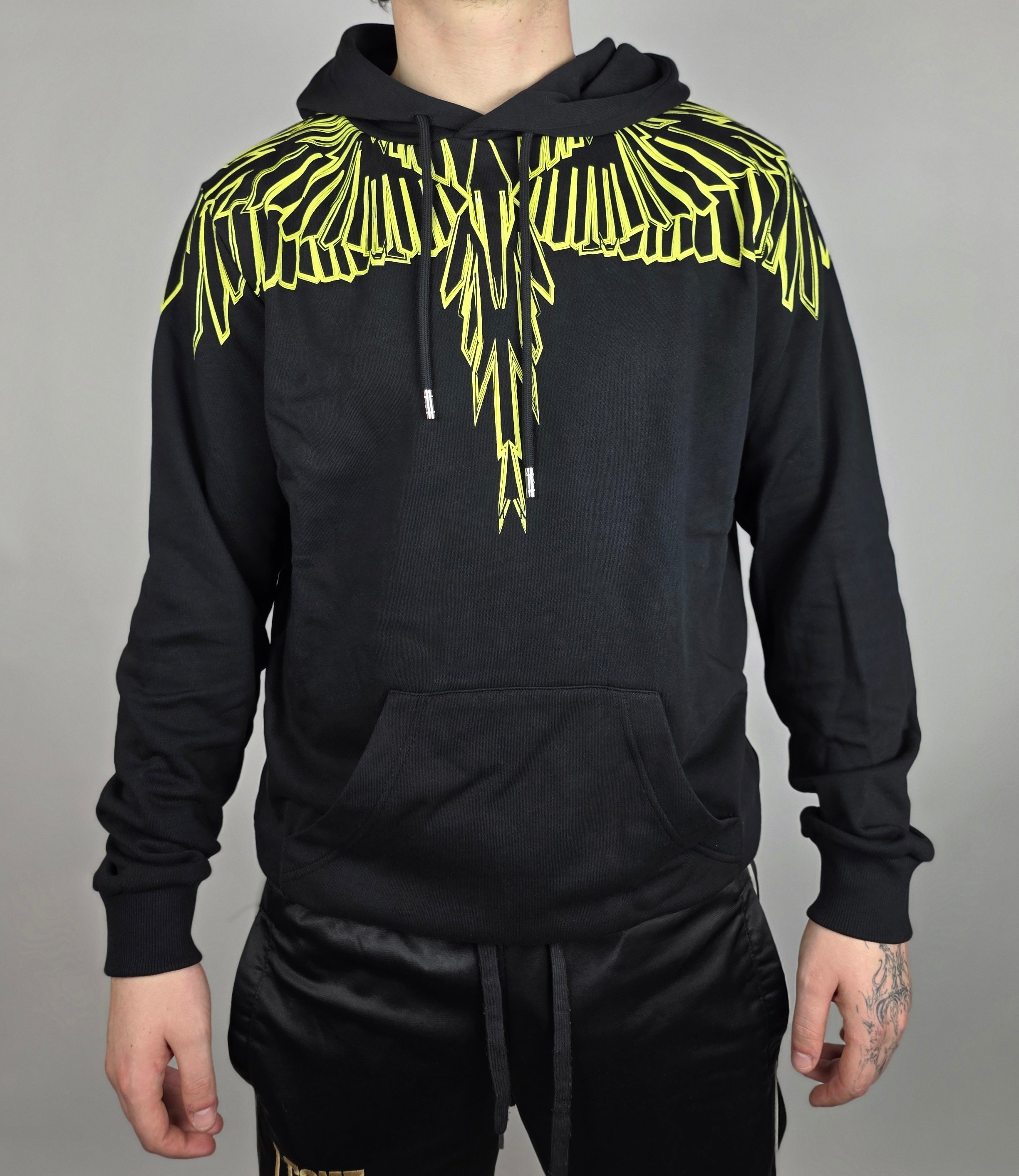 Hoodie Yellow Stylized Wings - County Of Milan