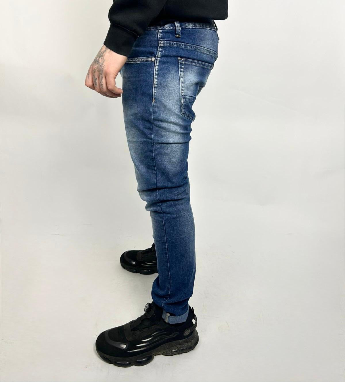 Jeans Liscio Lavaggio Blu Scuro - Landek